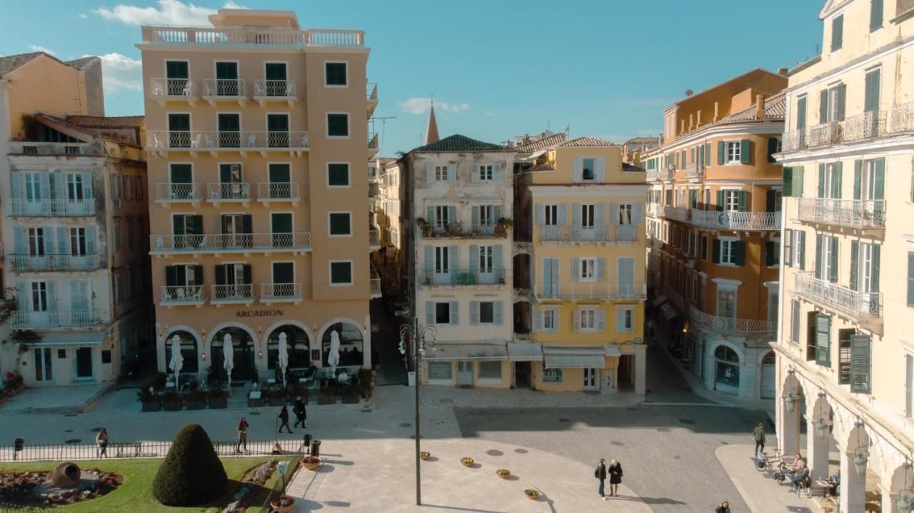 Liston apts. Corfu  Extérieur photo